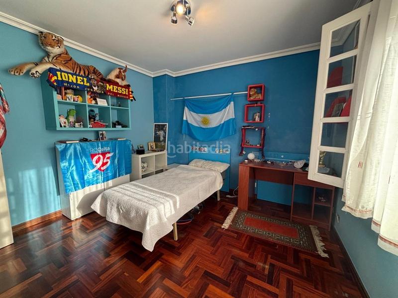 Foto ba6cb86e-3825-41e5-8af5-2b89cc605e28. Casa con riscaldamento parcheggio piscina in Panxón Nigrán