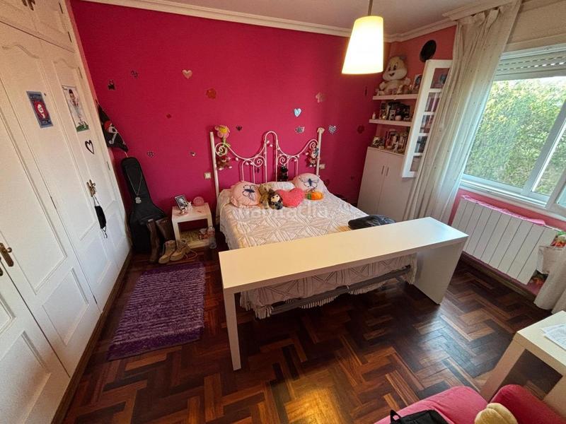 Foto c2582bbc-5d5f-4036-a0fe-42045a0549e3. Casa con riscaldamento parcheggio piscina in Panxón Nigrán