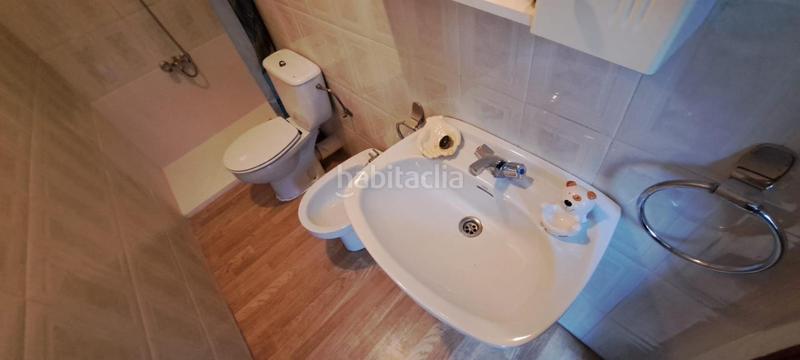Foto 015962c8-814e-4b0c-9427-ef128cb4ca70. Casa a schiera con riscaldamento parcheggio in Área Rural Sur Ponferrada