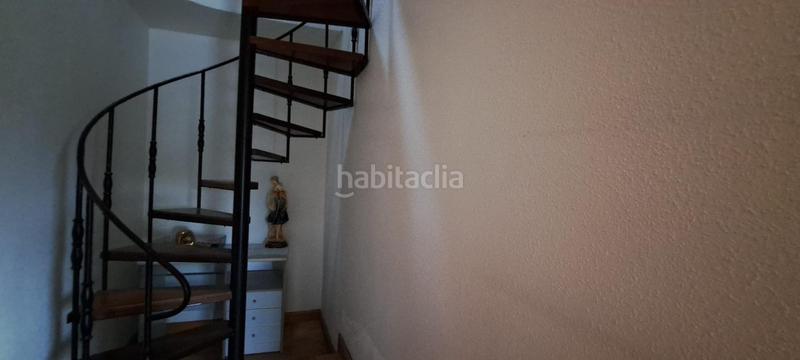 Foto 4c776c1e-0f33-4c1a-9e6f-d626d910bc70. Casa a schiera con riscaldamento parcheggio in Área Rural Sur Ponferrada