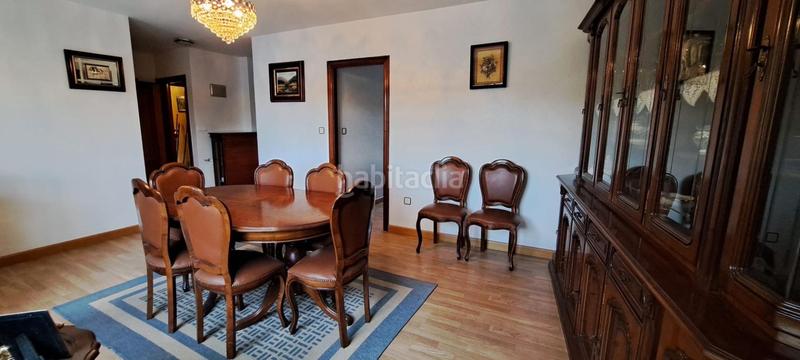 Foto 491b95a5-f662-4bad-9669-feed9f3d2e2e. Semi detached house with heating parking in Área Rural Sur Ponferrada