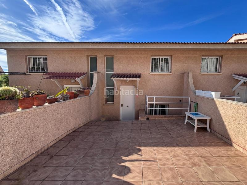 Foto 7d641e75-9173-4d68-b6dc-fe069fa78677. Casa adossada amb piscina a Can Girona - Terramar - Vinyet Sitges