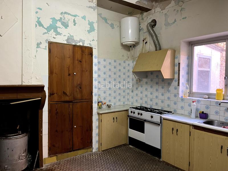 Foto 3d8a8e66-19cf-4b19-a4b9-5bafa80c0df4. Haus mit heizung in Bugarra