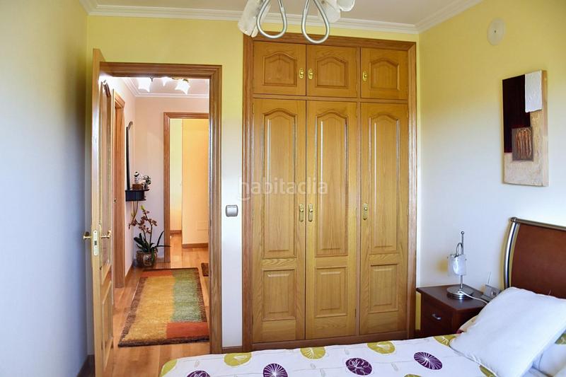 Foto 2a98920a-5e5e-4a30-a1a3-dbbfe8be2169. Rent flat with heating parking in Castiñeiriño - Cruceiro de Sar Santiago de Compostela