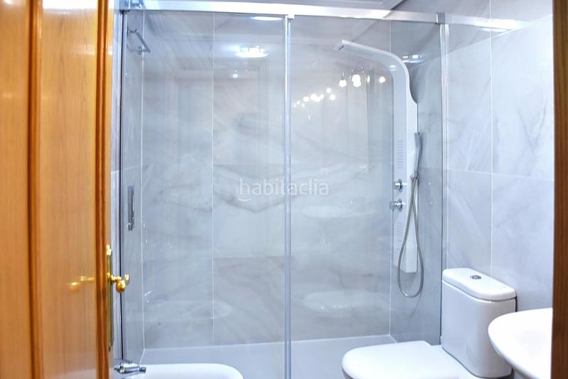 Foto 9e74ebd1-aee7-492a-965c-18cbc0bb55c2. Rent flat with heating parking in Castiñeiriño - Cruceiro de Sar Santiago de Compostela