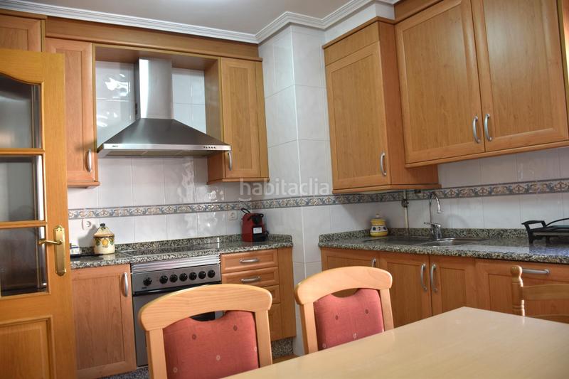 Foto f068fc3f-566e-49dd-b826-f80c2425d923. Rent flat with heating parking in Castiñeiriño - Cruceiro de Sar Santiago de Compostela