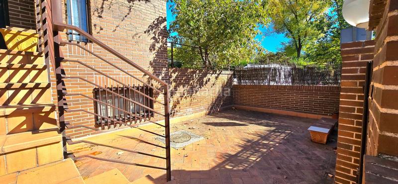 Foto c20875f4-5808-47f1-82cc-3c26c741d400. Casa bifamiliare con riscaldamento parcheggio piscina in Rozas de Madrid (Las)