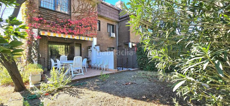 Foto e4f8c5a1-6dca-427e-8262-799ad80a9e54. Doppelhaus mit heizung parking pool in El Burgo Rozas de Madrid (Las)