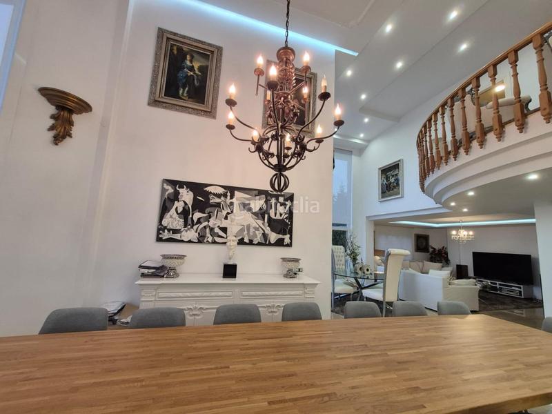 Foto 5f6d3d1f-40da-4ba8-9bb8-9e98d5ea83ac. House with heating pool in Arteixo pueblo Arteixo