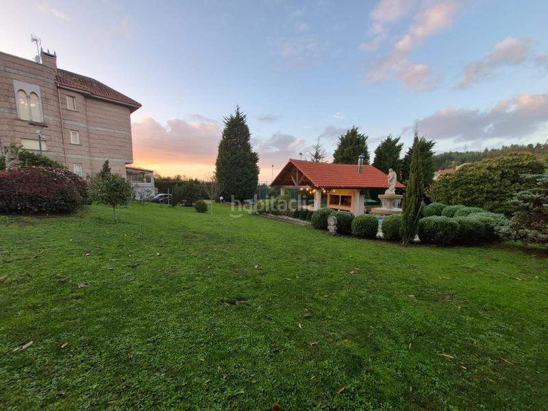 Foto d3216cb5-cfba-4370-b269-f75578a576ce. House with heating pool in Arteixo pueblo Arteixo