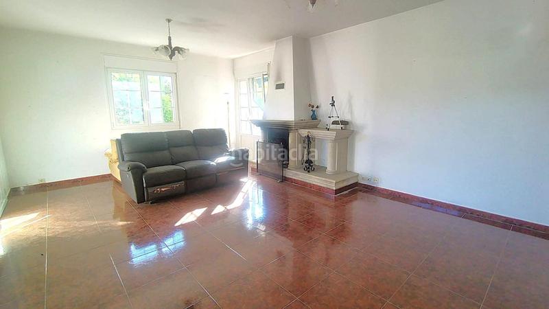 Foto 98ad8d73-c527-44d6-8be4-ad5a71e33303. Haus mit heizung parking in Teo