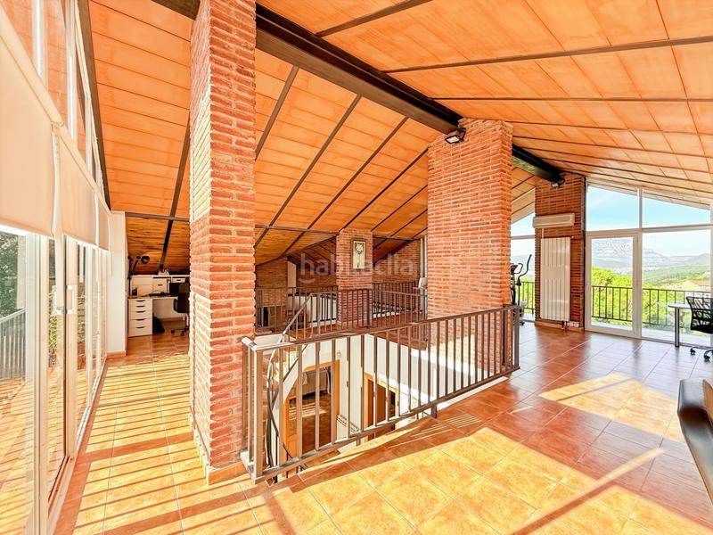 Foto 1520f340-eb1c-46fb-8590-0bbd4071bf0a. Casa amb calefacció aparcament piscina a Abrera