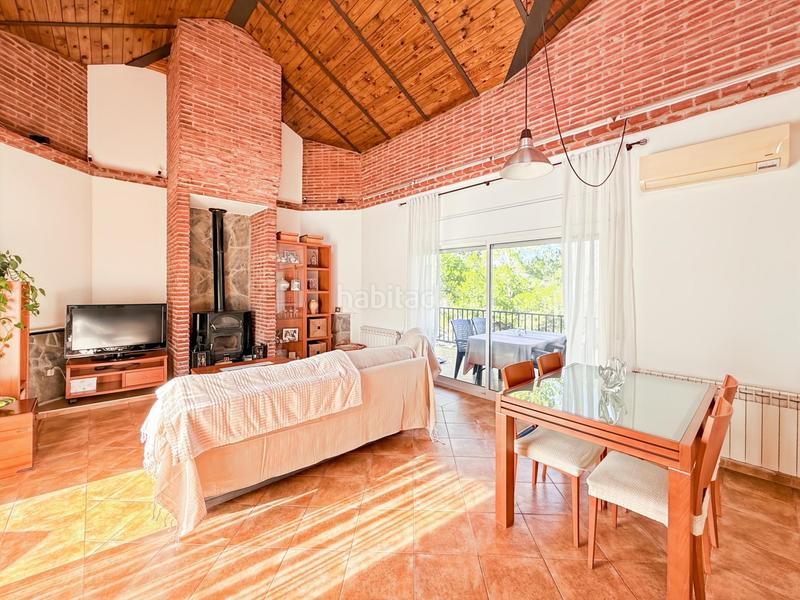 Foto 230e2ca4-ae40-4461-8c57-5642a4865d8f. Casa amb calefacció aparcament piscina a Abrera