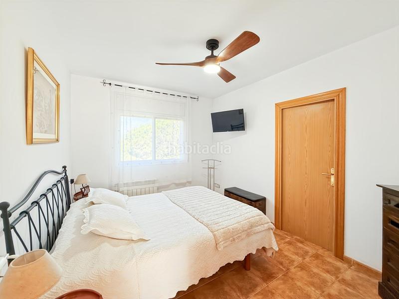 Foto 3de8a9bb-66d3-4b7c-b795-03a5cb4fdca5. Casa amb calefacció aparcament piscina a Abrera