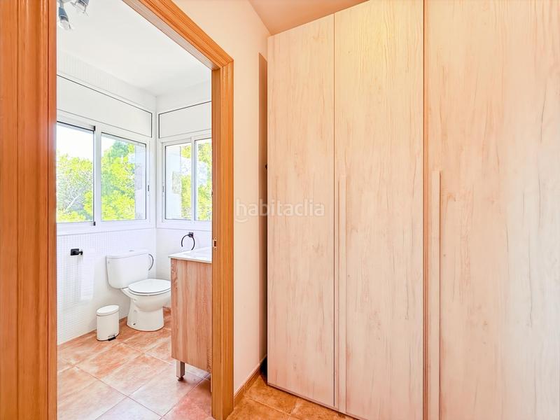 Foto f2936267-96e0-4200-8210-677ccb60ddf3. Casa amb calefacció aparcament piscina a Abrera