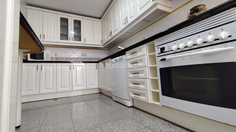 Foto 87eed511-0288-47a0-8dbb-85f1d019617d. Flat with heating parking in San Roque - Ronda Norte Badajoz