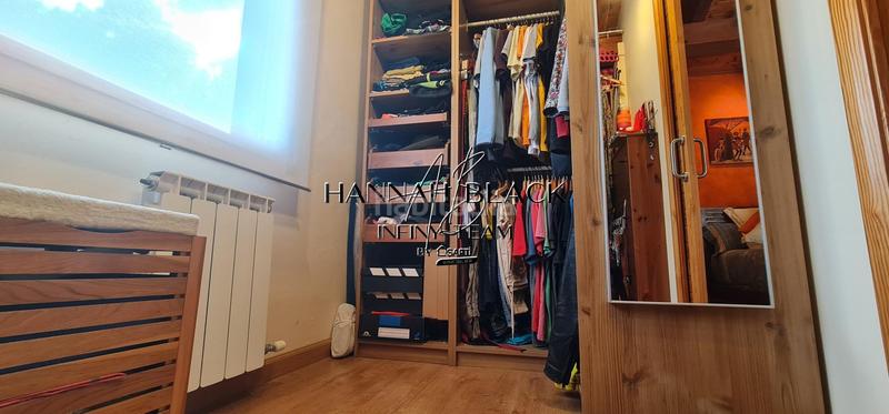 Foto 1b3c63aa-f26a-4501-9d68-c384a38bf567. Haus mit heizung parking pool in Vallirana