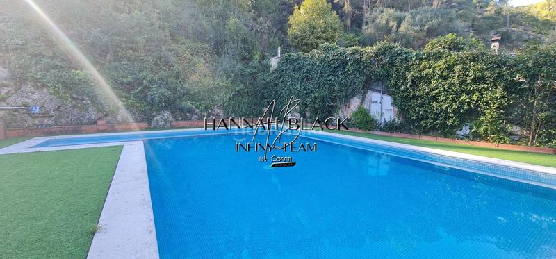 Foto 729b548a-db4c-4119-abda-b4a6f054fadc. Haus mit heizung parking pool in Vallirana