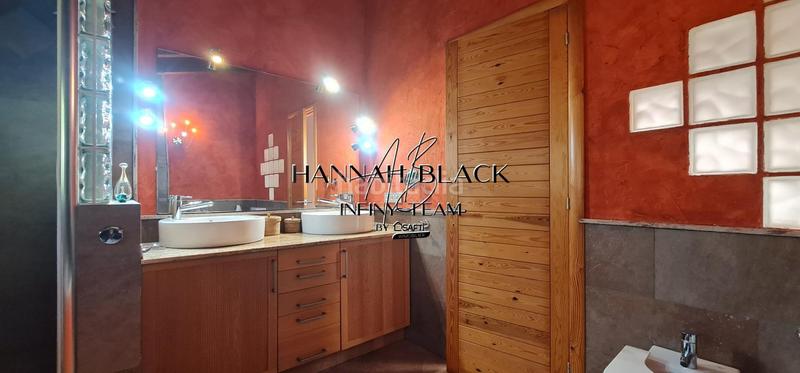 Foto 90867982-86ad-412d-b52a-44490daa9d5d. Haus mit heizung parking pool in Vallirana