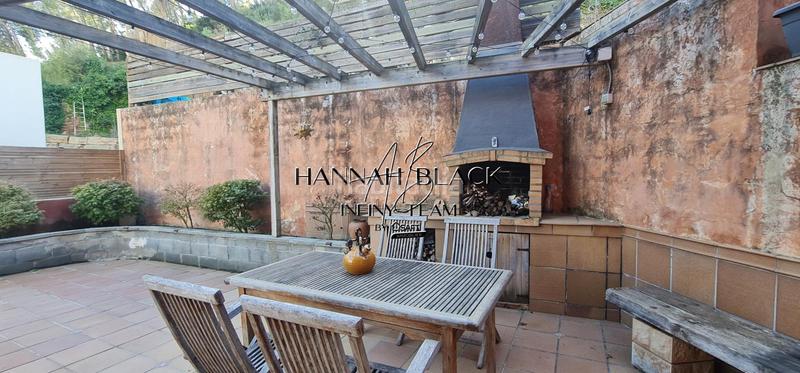 Foto d4b351fb-0531-462b-899a-b2e299d65523. Haus mit heizung parking pool in Vallirana