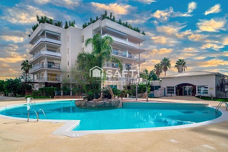 Foto 5fb1d381-d467-4642-af8c-831334d04c6d. Apartament amb calefacció aparcament piscina a Santa Margarida Roses