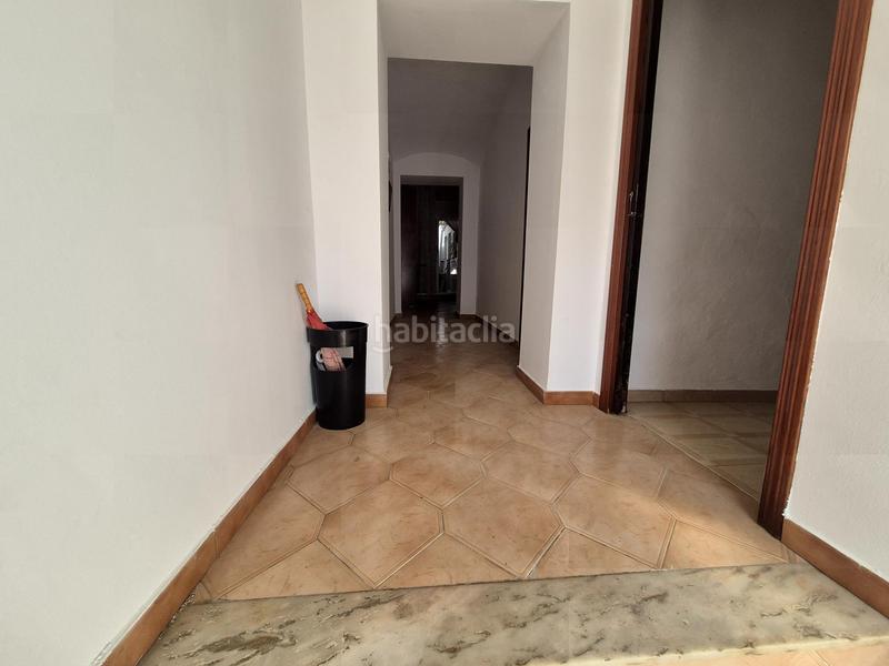 Foto 02a30ed0-3128-4d92-8993-c04042788dcd. Semi detached house with heating in Montijo