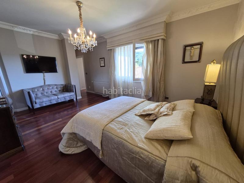 Foto f09c9562-e96f-4121-ba9b-514d82705560. Casa con riscaldamento parcheggio in Nigrán centro Nigrán