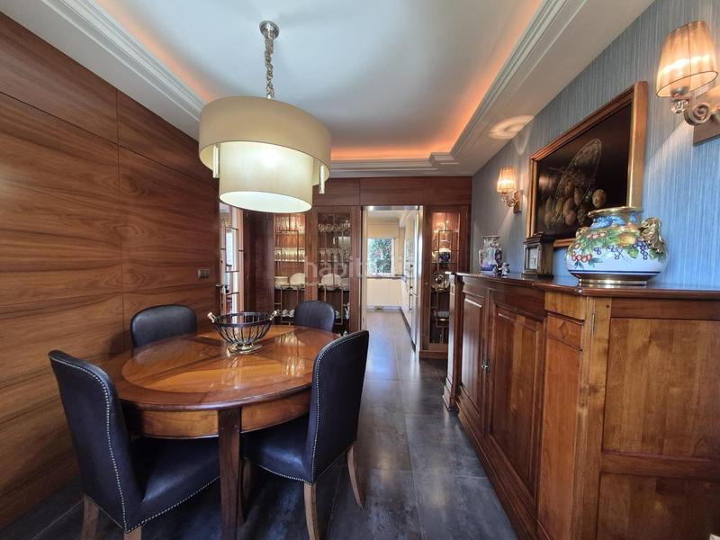 Foto df2985e1-e769-4f0a-85e9-f1664642c61a. Haus mit heizung parking in Nigrán centro Nigrán