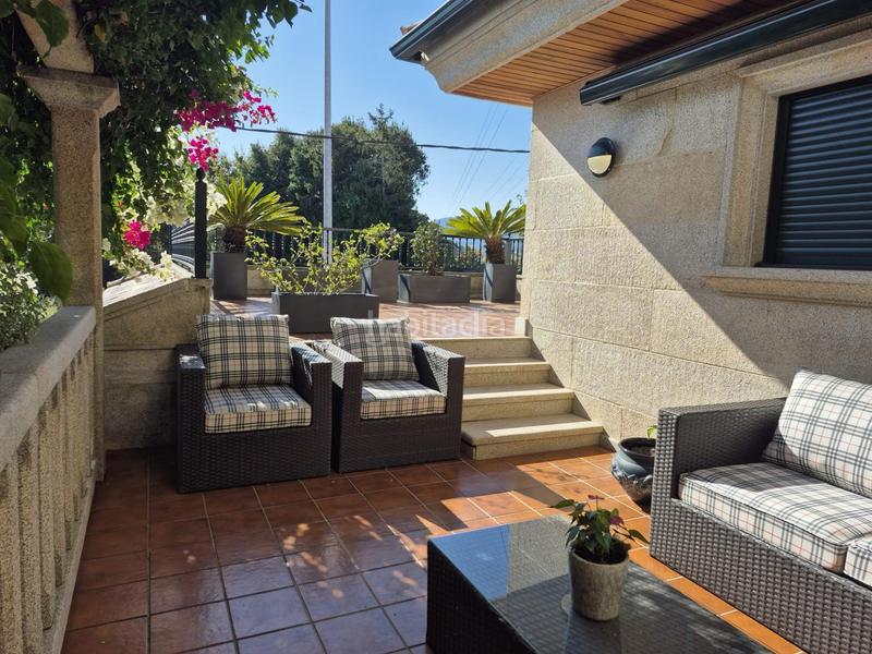 Foto 8a3f81a6-d0d9-4169-a59d-cb38dc1af1f6. House with heating parking in Nigrán centro Nigrán