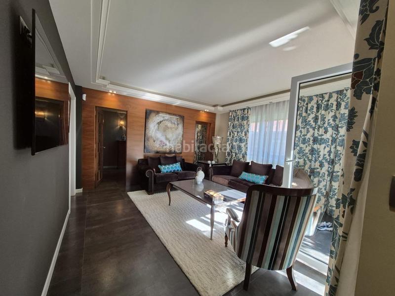 Foto 9861176a-37b9-41e3-bd0f-53045814cc3e. House with heating parking in Nigrán centro Nigrán