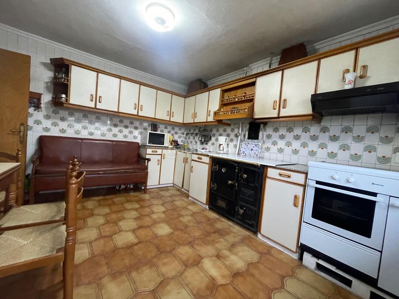 Foto 8929ebf3-ad97-479e-997e-347e8c1e6bba. Casa amb calefacció a Arganza