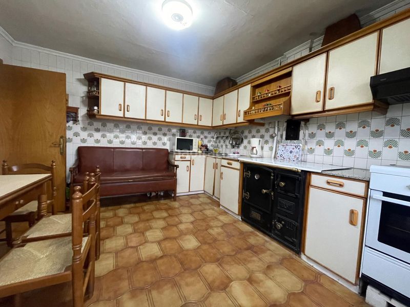 Foto f68c8fc5-efe4-493e-a5a8-d30744e1161f. Casa amb calefacció a Arganza
