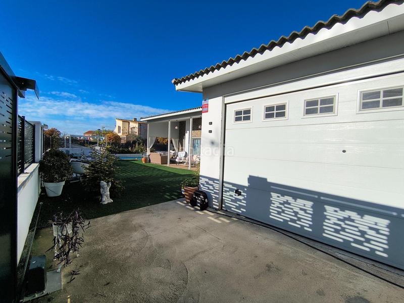 Foto ff0f3feb-b544-4d10-b54f-6f417da60051. Haus mit heizung parking pool in Chiloeches