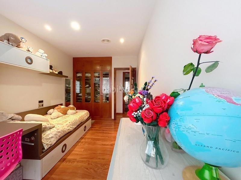 Foto 1080c785-38ec-46ae-bdc2-13a6bd4abd17. Dúplex amb calefacció aparcament a Concheiros - Fontiñas Santiago de Compostela