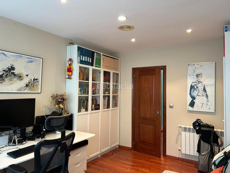 Foto 4ee7ff77-62c6-4f23-b397-91c0500fc547. Dúplex amb calefacció aparcament a Concheiros - Fontiñas Santiago de Compostela