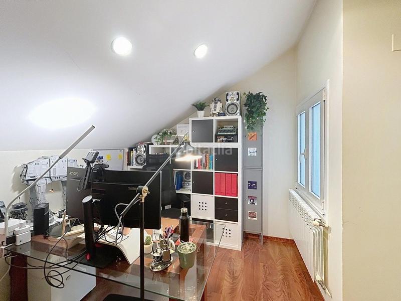 Foto a22eacb9-a256-469f-b5b3-ecad1022665d. Dúplex amb calefacció aparcament a Concheiros - Fontiñas Santiago de Compostela