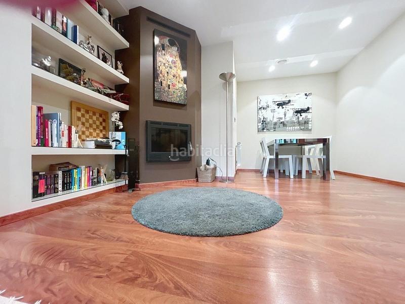 Foto b7f6c75b-ff07-43c4-bc62-35c3cd1d1135. Dúplex amb calefacció aparcament a Concheiros - Fontiñas Santiago de Compostela