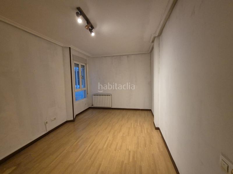 Foto b4dd8bc9-6431-44f8-9522-a7aa026f9c72. Piso en Trobajo del camino