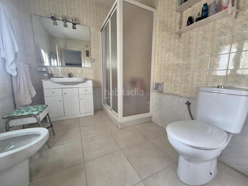 Foto d0ab5ed0-e113-4c42-b51b-a82a472e7f53. Casa adosada en Montijo