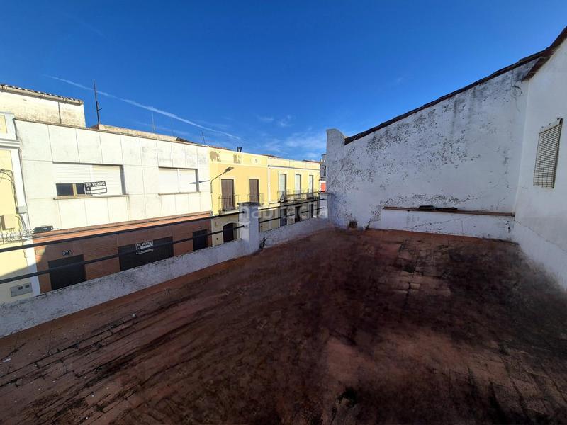 Foto df637525-aee7-41a2-ad27-691f6d72acef. Casa adosada en Montijo