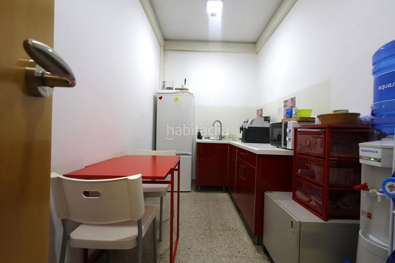 Foto fc4f04cf-06f6-4287-8800-87f9022bdced. Local comercial en Putget - Farró Barcelona