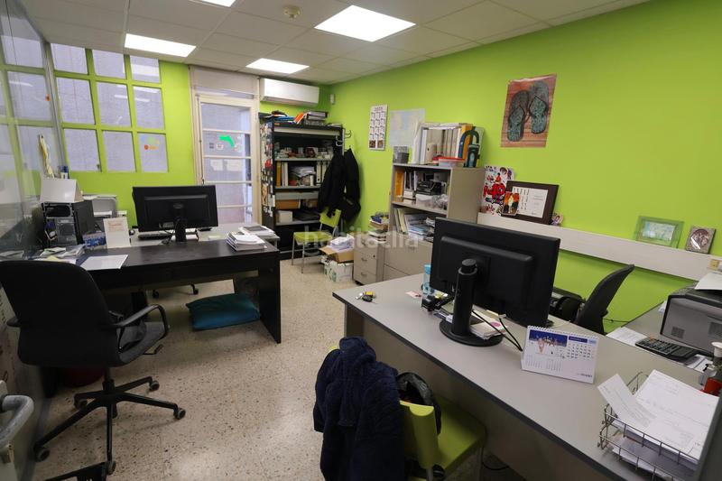 Foto 03b83d73-153d-4e1a-b89a-e288e521fded. Local commercial dans Putget - Farró Barcelona