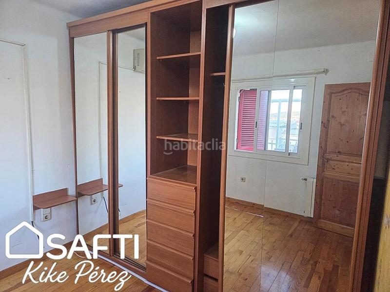 Foto 2b82d941-7fb9-454e-9b99-819ea619ff60. Penthouse with heating in Pubilla Cases Hospitalet de Llobregat (L´)