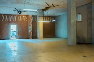 Business premise in Villayuventus-Renfe
