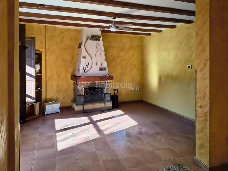 Foto 054cd5f8-84a6-4890-bfd9-81e2c4f107ee. Semi detached house with heating parking in Olmeda de las Fuentes