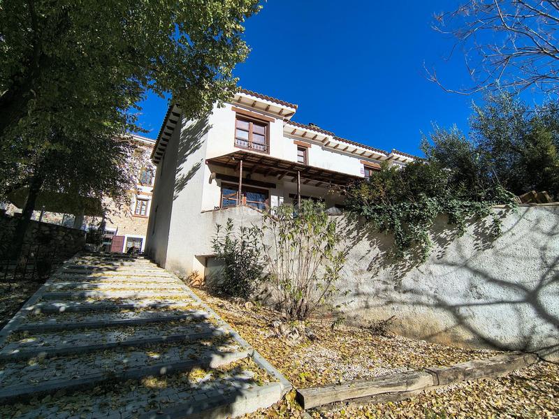 Foto 33309ac9-90ef-4449-bd05-4c6255271a51. Semi detached house with heating parking in Olmeda de las Fuentes