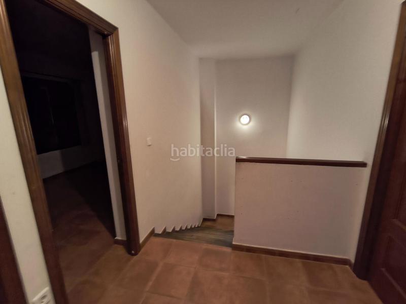 Foto 75f5983f-6cd5-4fed-8422-02099ecd1226. Semi detached house with heating parking in Olmeda de las Fuentes