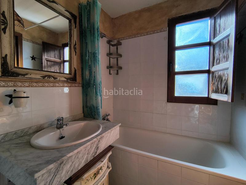 Foto a8b2f35e-4569-4fe6-855e-02d80283cf24. Semi detached house with heating parking in Olmeda de las Fuentes