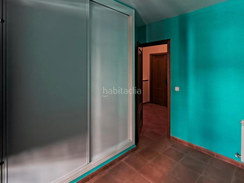 Foto bf9cf57a-54e1-4c64-86fa-d0b8426bdedc. Semi detached house with heating parking in Olmeda de las Fuentes