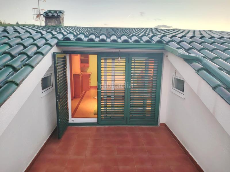 Foto f5fad050-d8c0-48c4-90d0-d4f8f2916924. House with heating parking pool in Lavadores Vigo